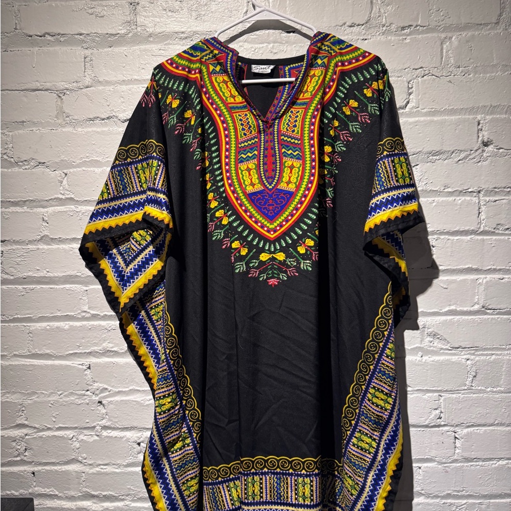 Poncho - Picture 2 of 2
